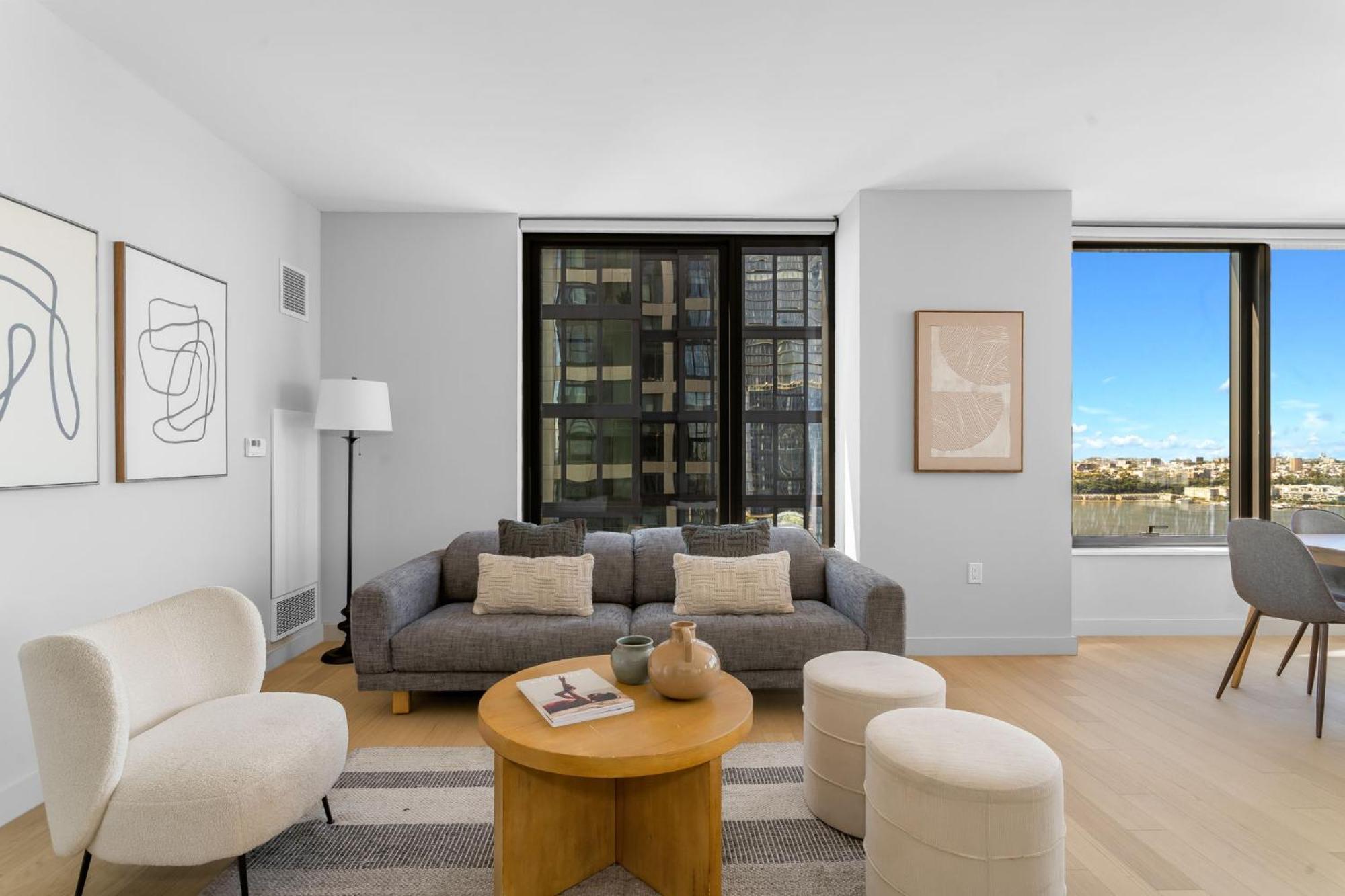 Modern Stylish 2Br 2Ba Apartment In Hudson Yard นิวยอร์ก ภายนอก รูปภาพ